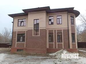 Дом 240м², 2-этажный, участок 10 сот.  