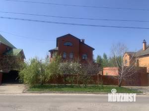 Коттедж 305м², 3-этажный, участок 15 сот.  