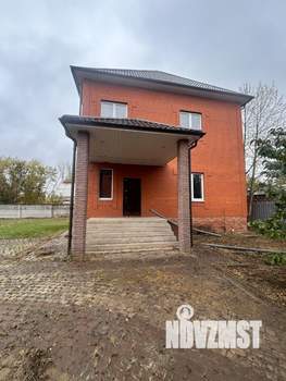 Дом 144м&sup2;, 2-этажный, участок 11 сот.  