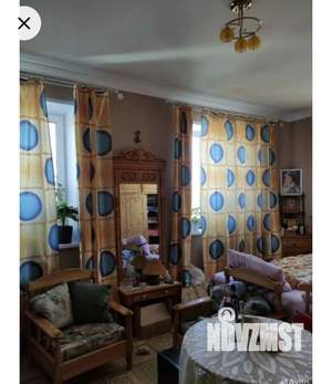 Дом 200м², 2-этажный, участок 10 сот.  