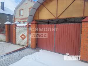 Дом 243м², 2-этажный, участок 10 сот.  