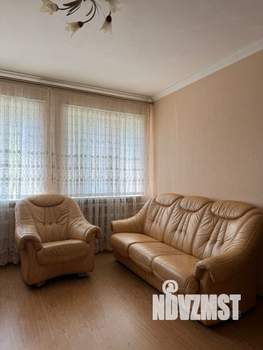 Дом 272м², 2-этажный, участок 10 сот.  