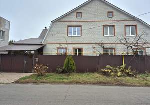 Дом 199м², 2-этажный, участок 5 сот.  