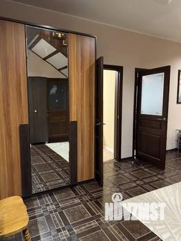 Коттедж 300м², 2-этажный, участок 10 сот.  