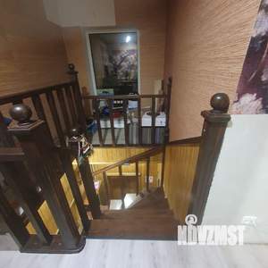 Дом 180м&sup2;, 2-этажный, участок 2 сот.  