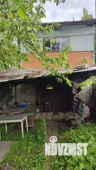 Дом 30м², 2-этажный, участок 5 сот.  