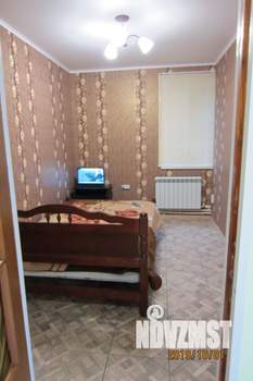 Дом 219м², 2-этажный, участок 6 сот.  
