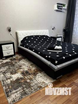 1-к квартира, посуточно, 38м2, 8/17 этаж