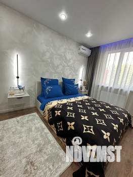 1-к квартира, посуточно, 37м2, 10/18 этаж