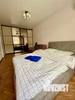 1-к квартира, посуточно, 36м2, 8/10 этаж