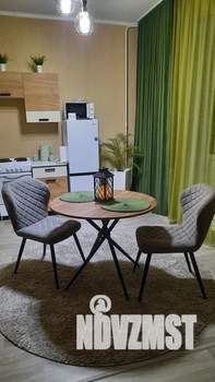 Студия квартира, посуточно, 45м2, 12/16 этаж