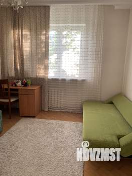 3-к квартира, на длительный срок, 110м2, 3/7 этаж