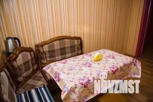 1-к квартира, посуточно, 49м2, 2/10 этаж