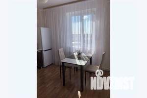 1-к квартира, посуточно, 37м2, 12/17 этаж