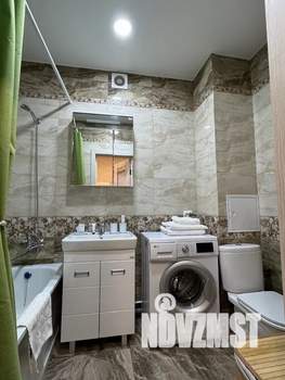 1-к квартира, посуточно, 37м2, 8/10 этаж