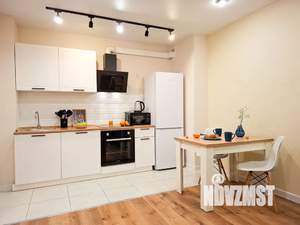 2-к квартира, посуточно, 42м2, 8/18 этаж