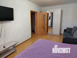 1-к квартира, посуточно, 37м2, 1/1 этаж