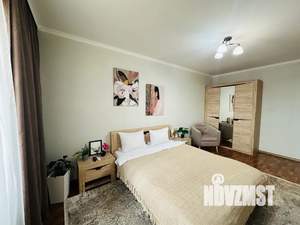 1-к квартира, посуточно, 37м2, 12/17 этаж