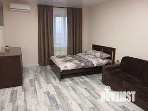 1-к квартира, посуточно, 42м2, 1/1 этаж