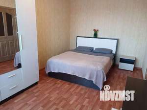 2-к квартира, посуточно, 58м2, 1/1 этаж