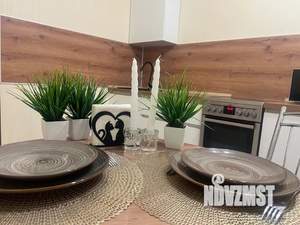 1-к квартира, посуточно, 43м2, 13/17 этаж