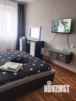 1-к квартира, посуточно, 38м2, 8/17 этаж