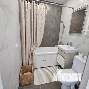 Студия квартира, посуточно, 28м2, 12/19 этаж