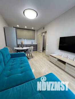 1-к квартира, посуточно, 37м2, 8/10 этаж