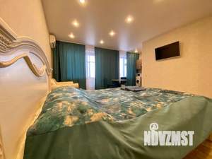 Студия квартира, посуточно, 33м2, 4/4 этаж