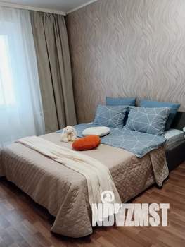 1-к квартира, посуточно, 38м2, 5/17 этаж