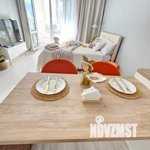 Студия квартира, посуточно, 28м2, 12/19 этаж