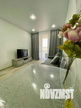 1-к квартира, посуточно, 38м2, 1/1 этаж