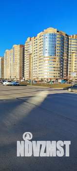Студия квартира, посуточно, 41м2, 3/16 этаж