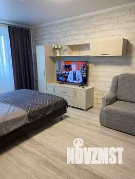 1-к квартира, посуточно, 38м2, 13/17 этаж