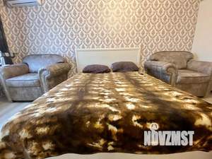 1-к квартира, посуточно, 38м2, 7/18 этаж