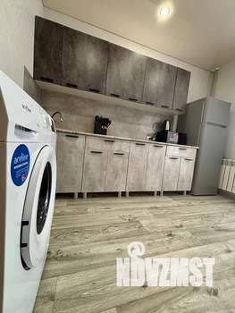 1-к квартира, посуточно, 38м2, 8/17 этаж