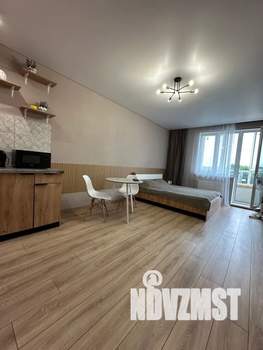 Студия квартира, посуточно, 30м2, 7/10 этаж