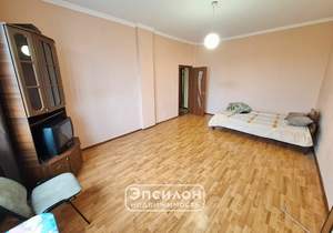 1-к квартира, на длительный срок, 53м2, 8/10 этаж