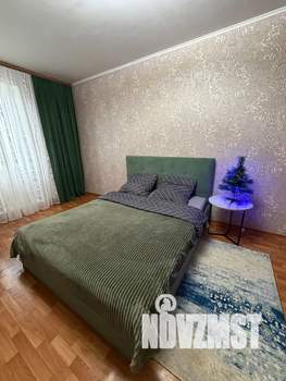 1-к квартира, посуточно, 38м2, 5/17 этаж