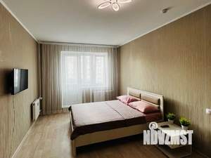 1-к квартира, посуточно, 40м2, 10/17 этаж