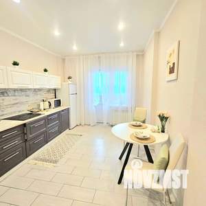 1-к квартира, посуточно, 39м2, 11/18 этаж