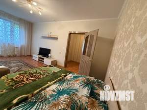 1-к квартира, посуточно, 40м2, 7/17 этаж