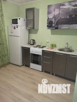 1-к квартира, посуточно, 34м2, 10/18 этаж