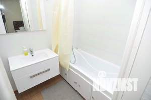 1-к квартира, посуточно, 32м2, 4/9 этаж