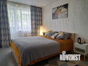 2-к квартира, посуточно, 46м2, 3/5 этаж