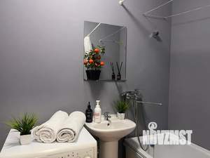 Студия квартира, посуточно, 38м2, 1/17 этаж