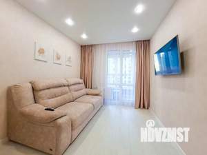 1-к квартира, посуточно, 38м2, 1/1 этаж