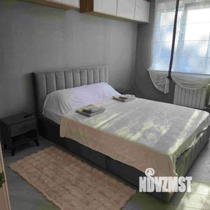 1-к квартира, посуточно, 37м2, 1/10 этаж