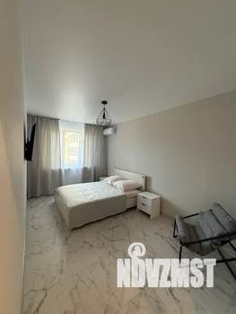 1-к квартира, посуточно, 40м2, 2/10 этаж