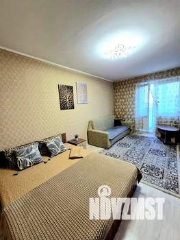 1-к квартира, посуточно, 38м2, 8/17 этаж